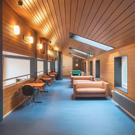 Youth אכסניה *