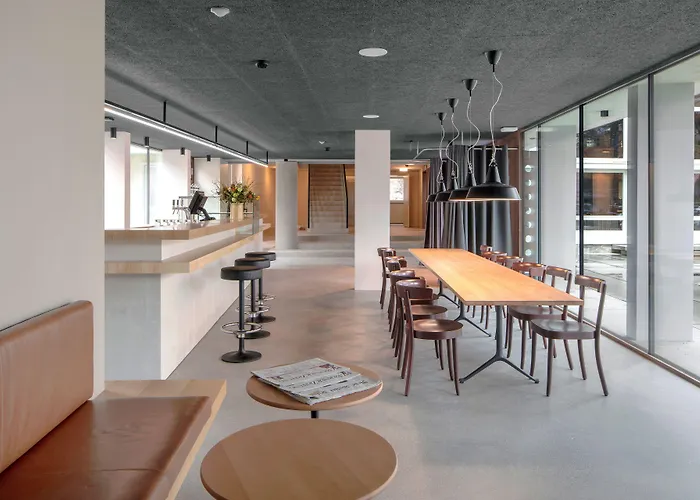 شباب بيرن يوث بيت شباب