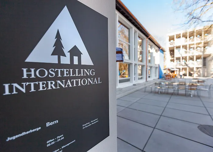 شباب بيرن يوث بيت شباب *